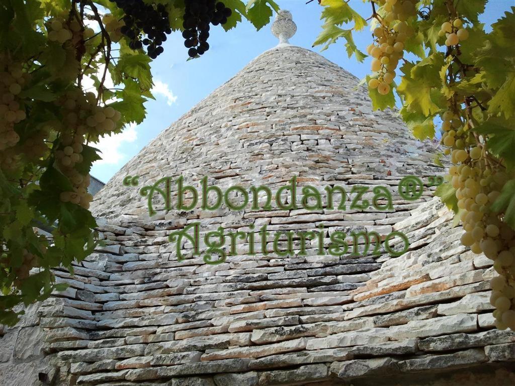 Вилла Agriturismo Abbondanza Альберобелло Экстерьер фото